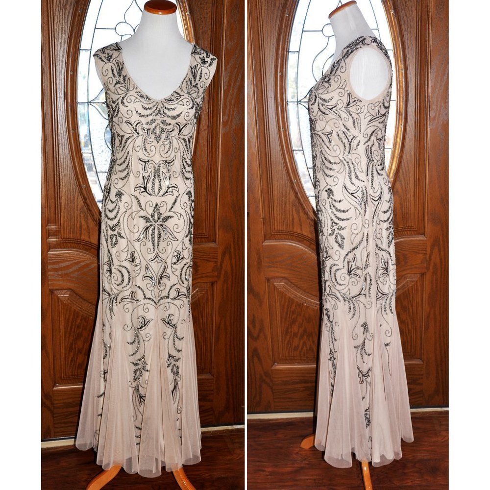 Vintage Adrianna Papell Nude Silver Beaded Sequin Formal Chiffon Evening Gown